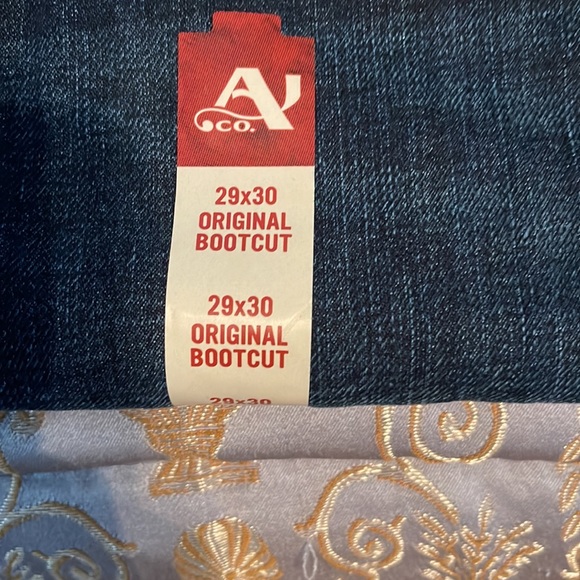 New Young men Bootcut jeans! - Picture 3 of 4